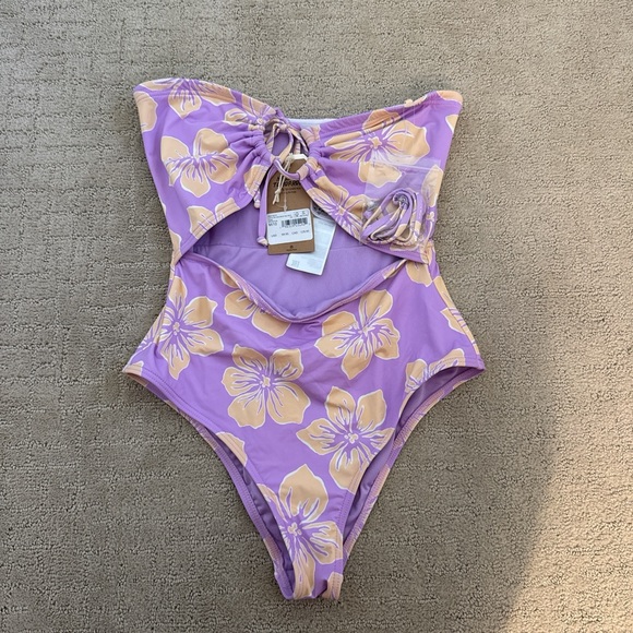 Billabong Hawaiian One piece Swimsuit - Picture 1 of 3